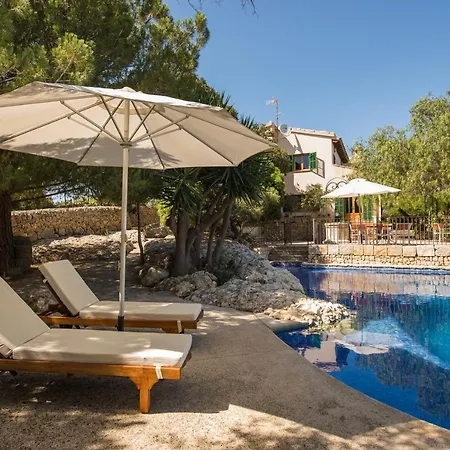 Feliu Country house *