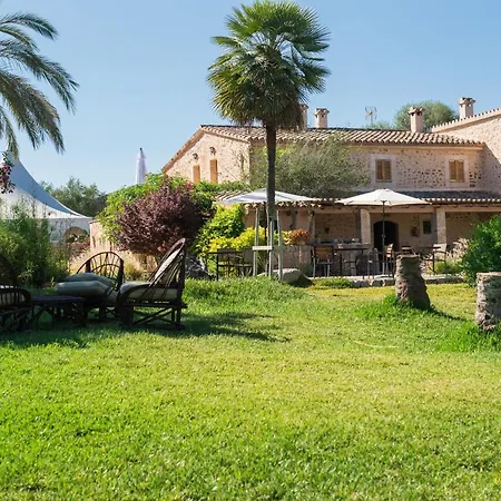 Feliu Country house *